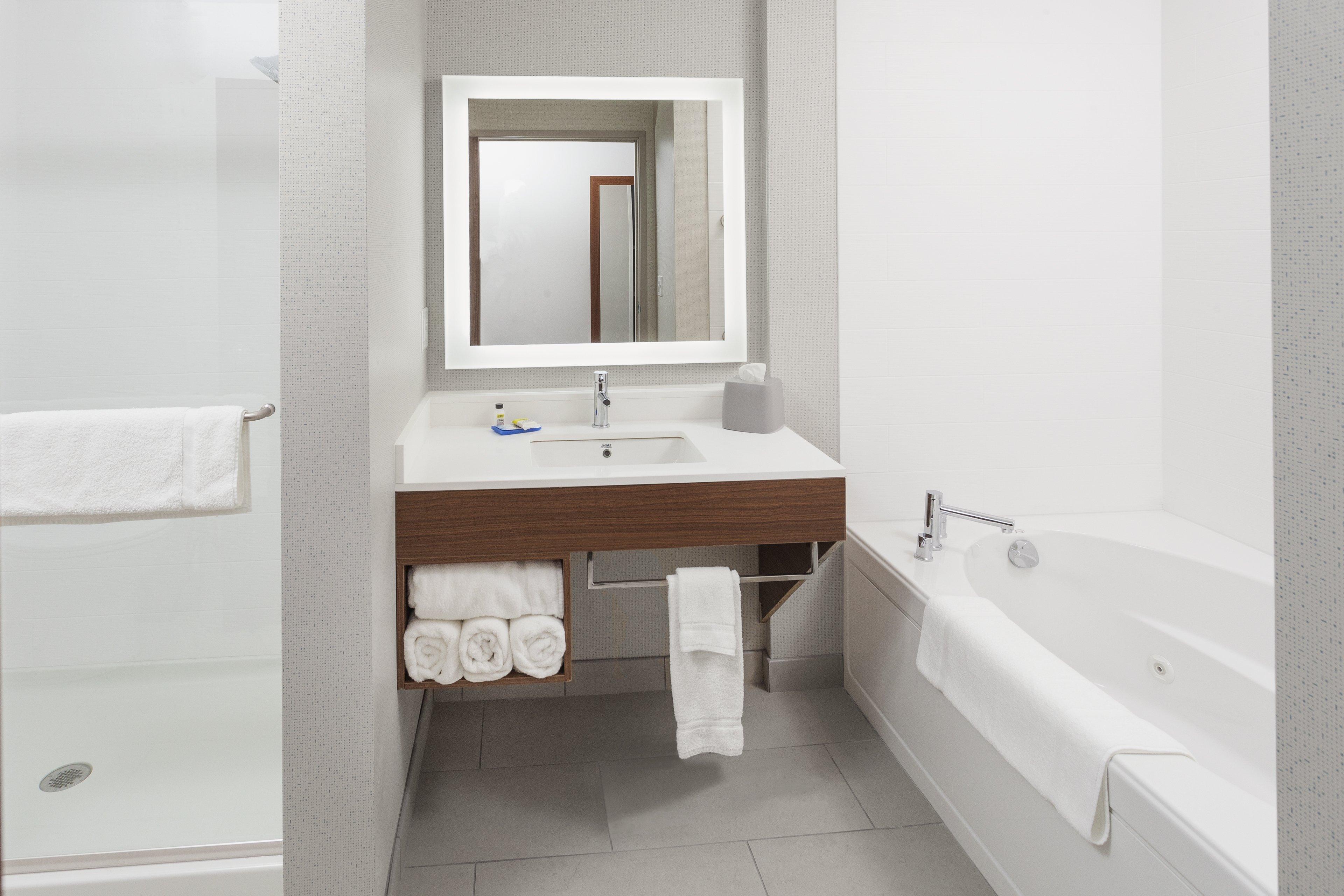 Holiday Inn Express & Suites - Hudson I-94 By Ihg Ngoại thất bức ảnh