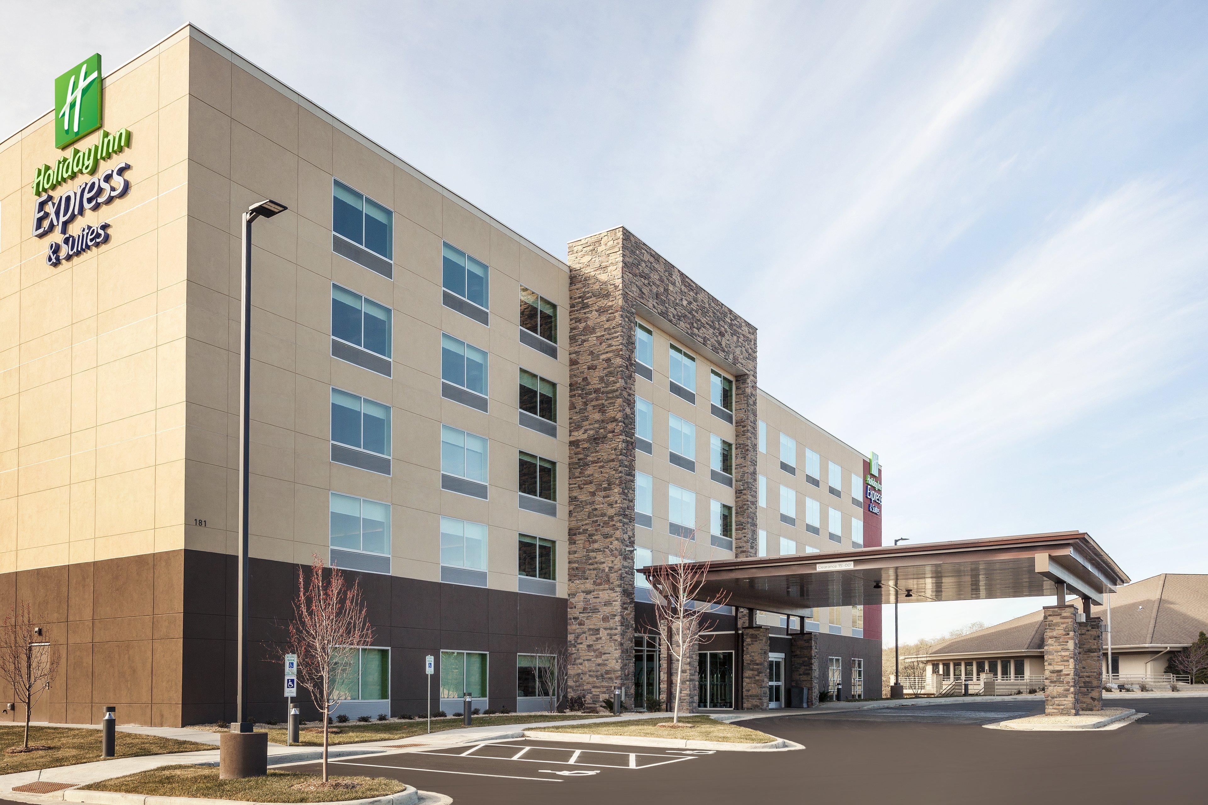 Holiday Inn Express & Suites - Hudson I-94 By Ihg Ngoại thất bức ảnh